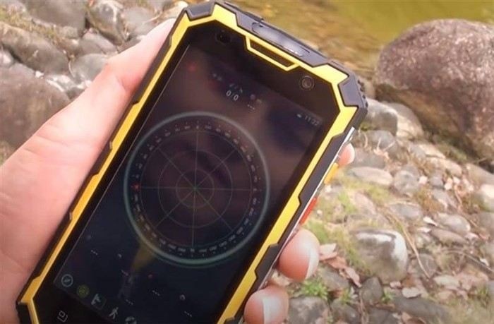 Мобильный телефон для военного - друг или враг? Примеры и размышления