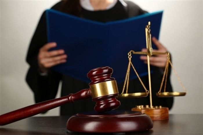 Как обеспечить защиту в судебном разбирательстве: подробный обзор