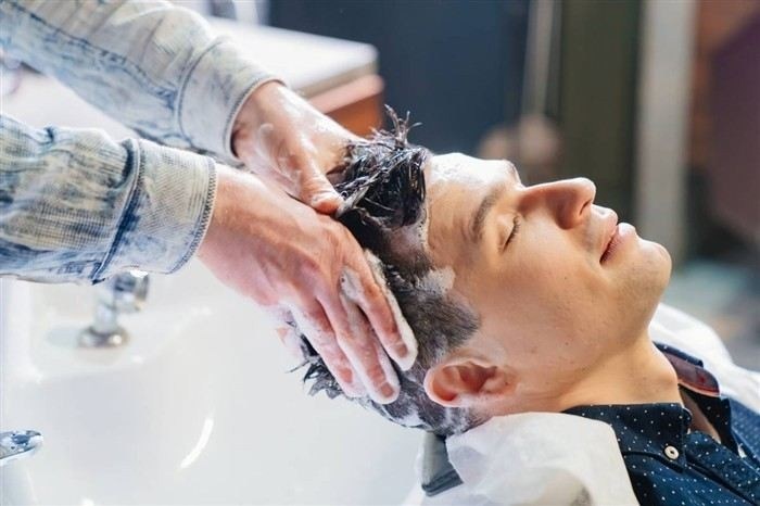 Как правильно составить претензию на возврат средств за некачественную услугу?