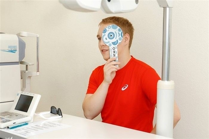 Какие болезни зрения исключают службу в армии?