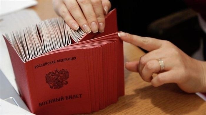 Как и когда должна быть вручена повестка: основные правила