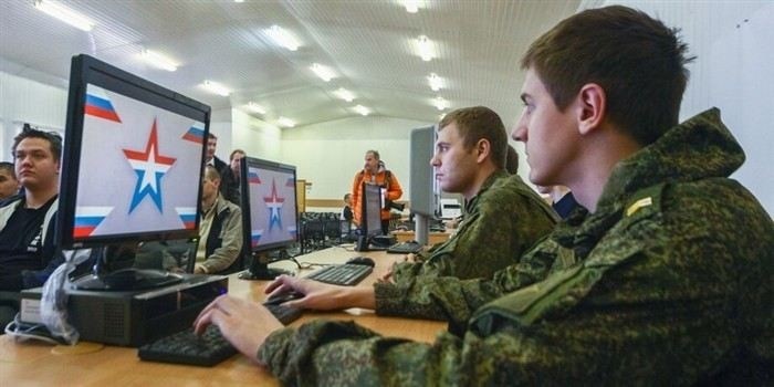 Военная форма и сухпайки: что дается призывникам перед отправкой