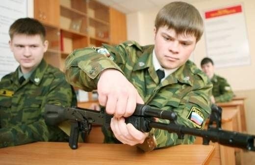 Можно ли, будучи студентом очной формы обучения, поступить на военную кафедру другого ВУЗа?