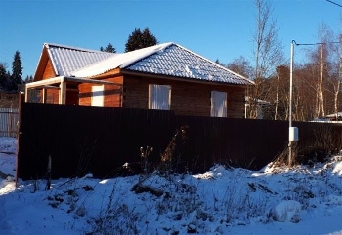 Когда требуется проверка забора при установке на границе участка?