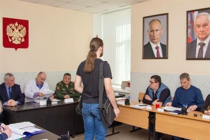 Процесс организации призыва граждан на военную службу в Выборгском районе